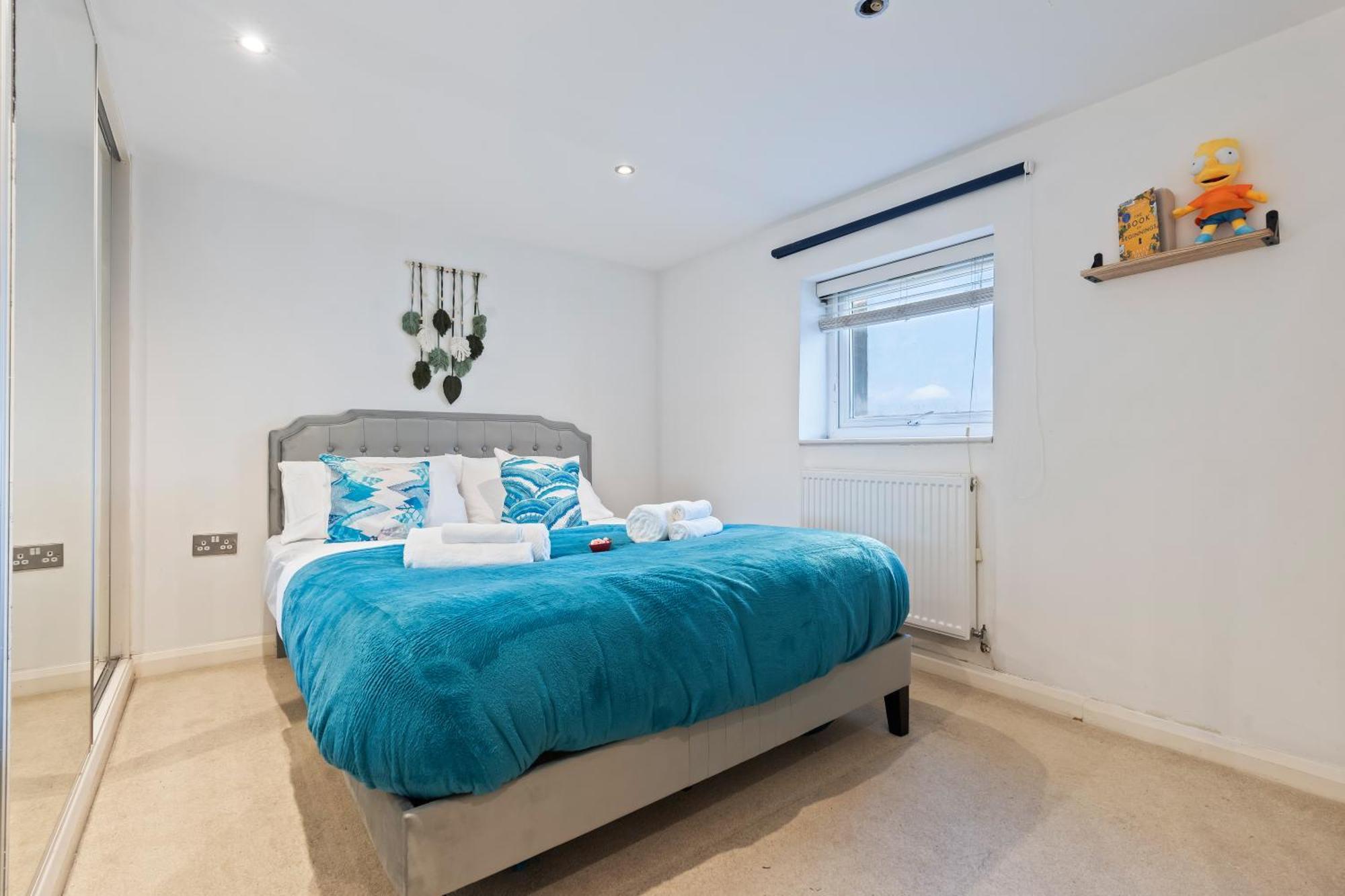 Cosy 1 Bed W Loft Sleeps 6 Close To Stations *