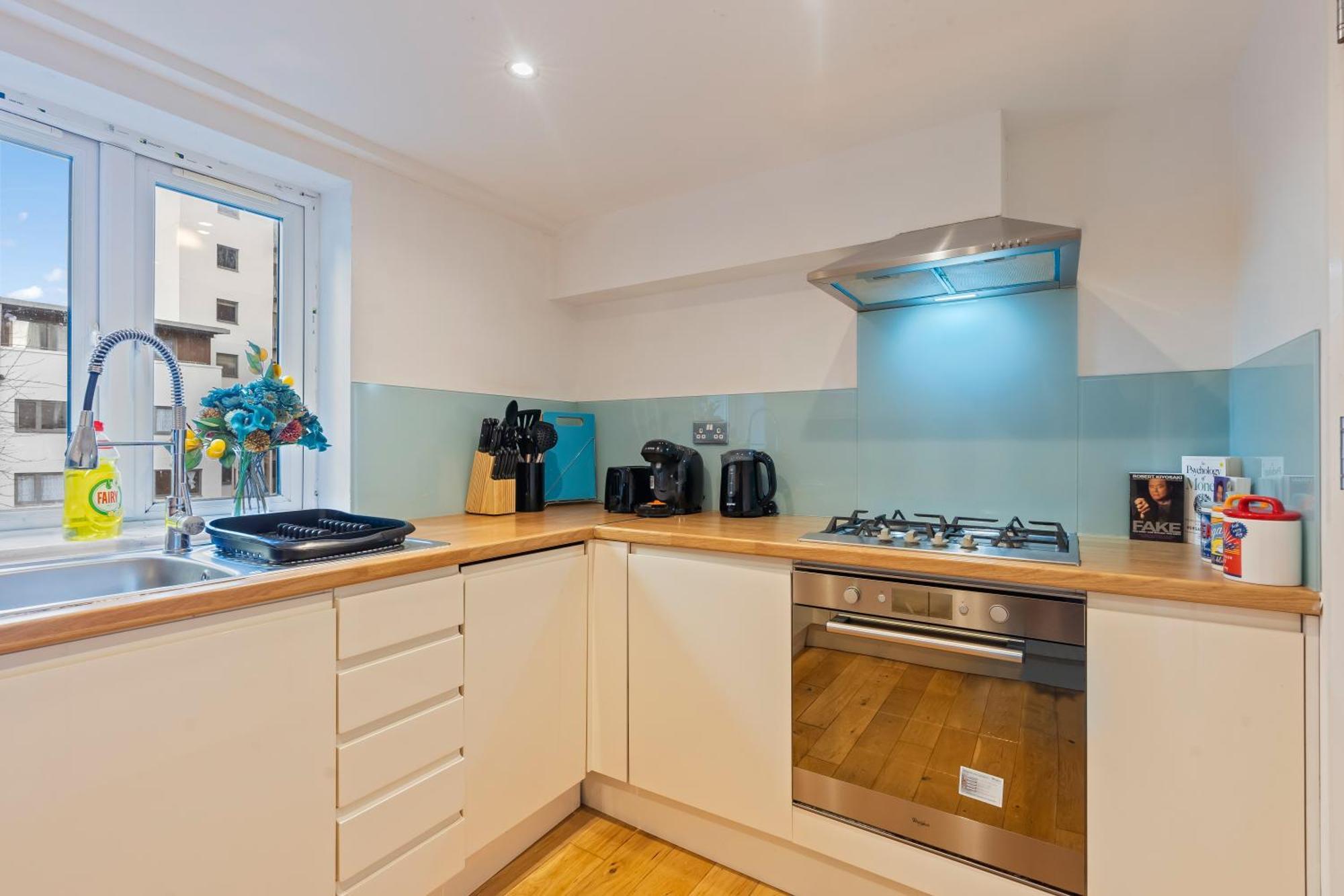 Cosy 1 Bed W Loft Sleeps 6 Close To Stations Apartamento *