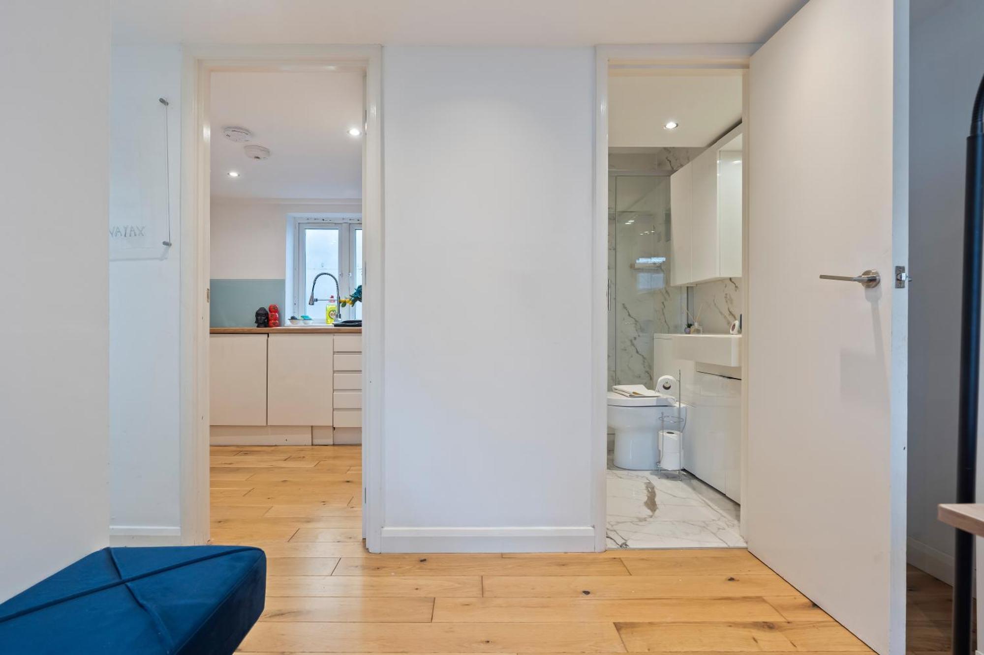 Cosy 1 Bed W Loft Sleeps 6 Close To Stations Londres