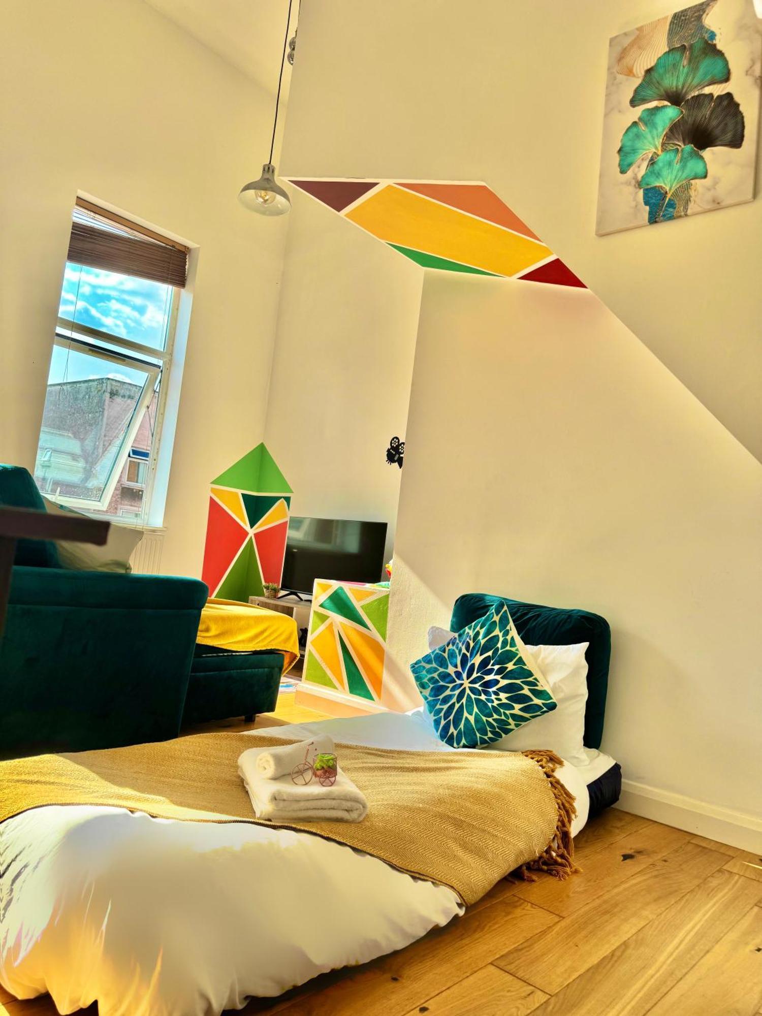 Apartamento Cosy 1 Bed W Loft Sleeps 6 Close To Stations Londres
